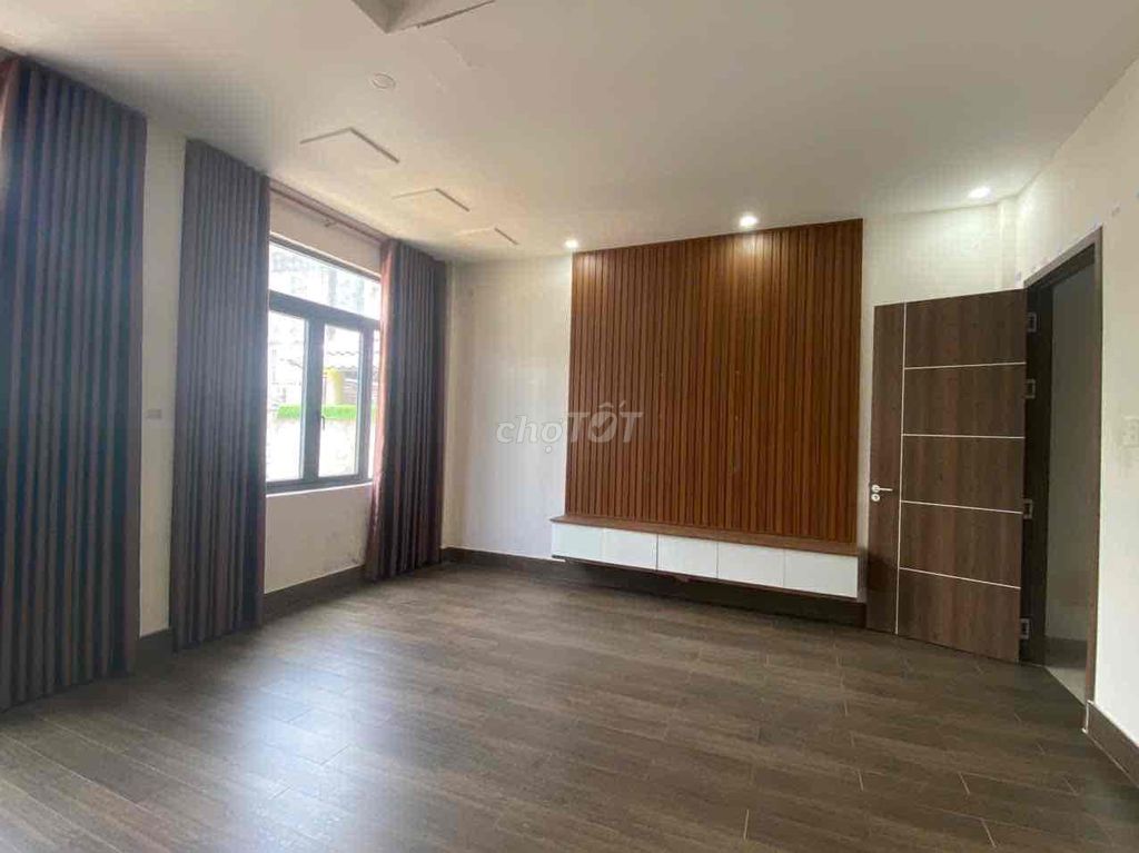 Фото 2: ПРОДАЖА ДОМА 1 ЭТАЖ + 1 МАНСАРДА, ПЕРЕУЛОК 22/ НАМ КИ КХОЙ НГИА - ВУНГТАУ, ПЛОЩАДЬ 80 м2