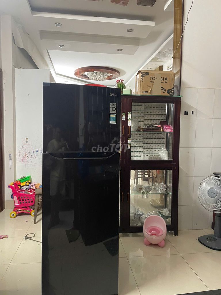 Холодильник LG GN-M315BL 333 литра, 2 двери, чёрный