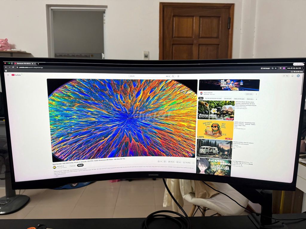 Изогнутый монитор Samsung 165 Гц 34 дюйма