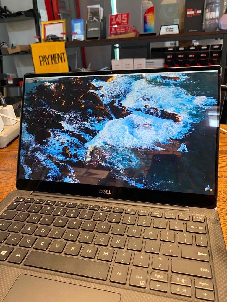 Фото 2: Dell XPS 13 7390 i7-10710U 13.3 inch 16GB/512GB