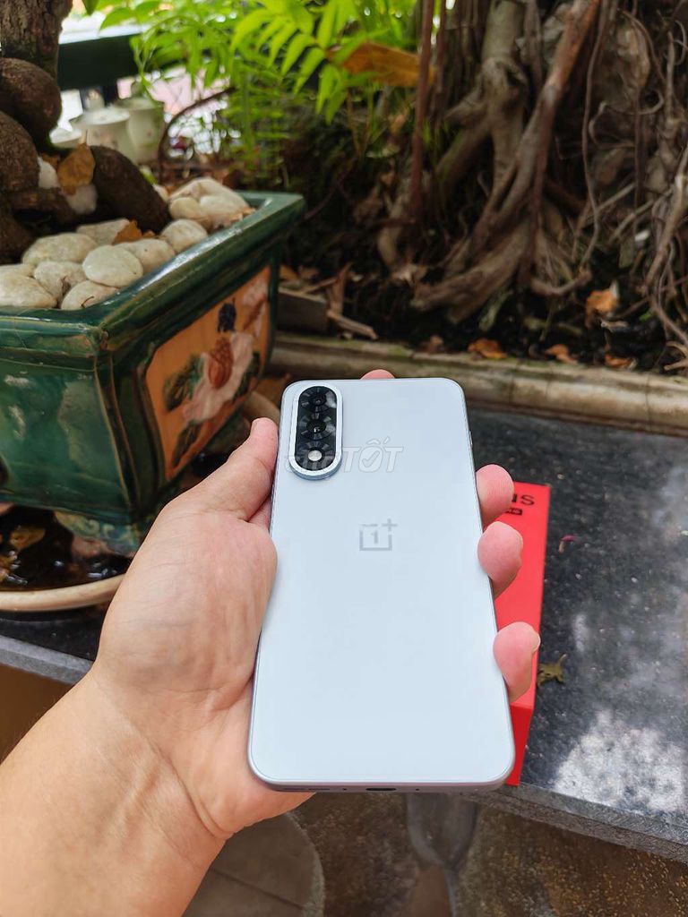 Фото 2: OnePlus Ace 5 Ultra 12GB/256GB Серый