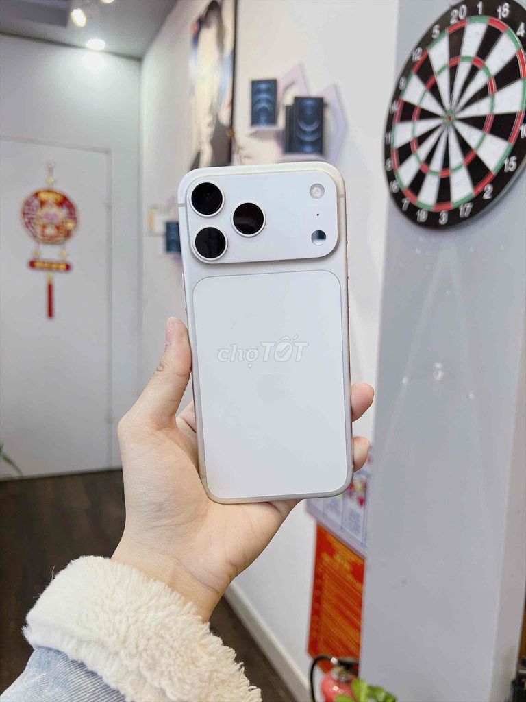 iPhone 17 Pro Max 256GB Белый 98%