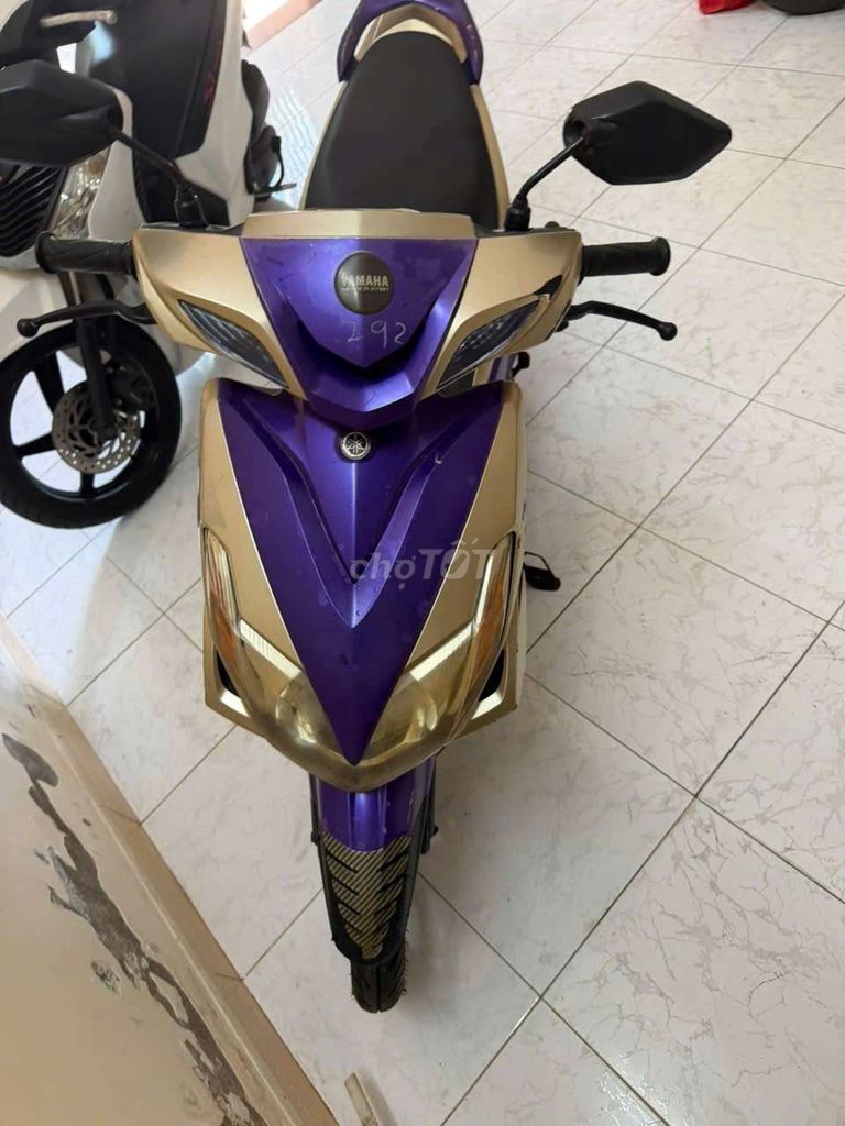 Yamaha Luvias фиолетово-золотой Вьетнам