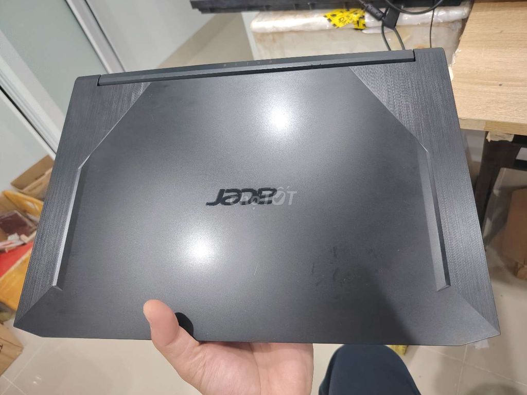 Фото 2: Acer Nitro 5 i5 10300H 15.6 16GB/256GB GTX 1650TI