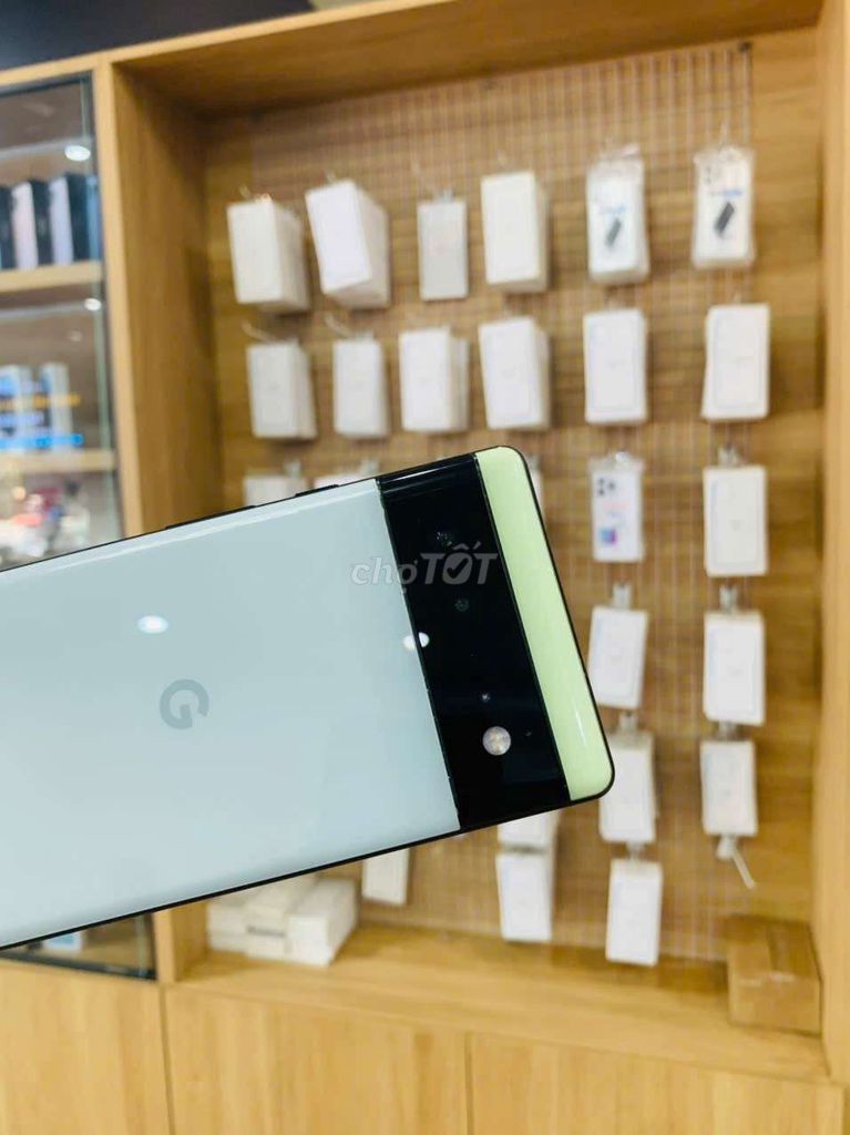 Фото 2: Google Pixel 6 128GB синий как новый
