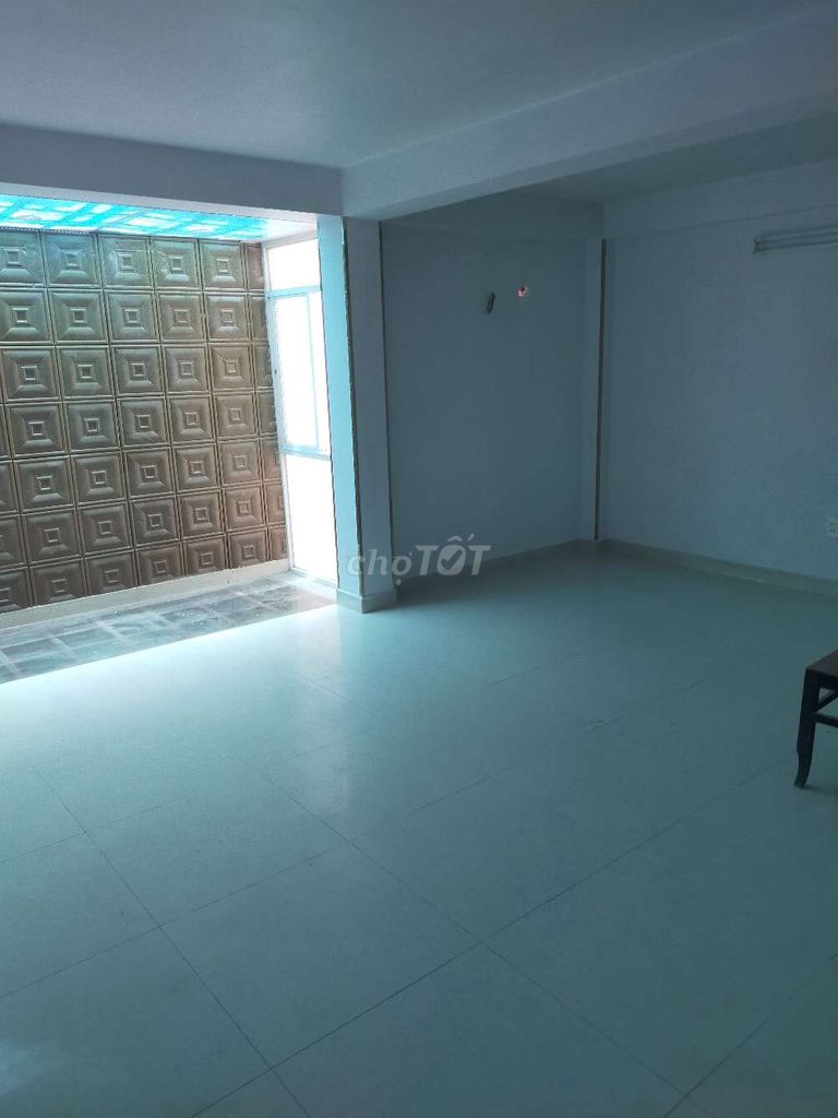 Фото 2: Срочная аренда HXT 220/2L Âu Cơ, QTB рядом с круговым движением Lê Đại Hành, цена 20 млн