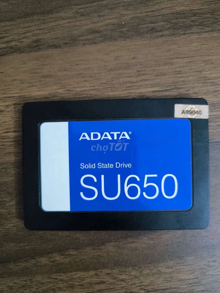 ADATA SU650 SSD SATA 1TB Б/У