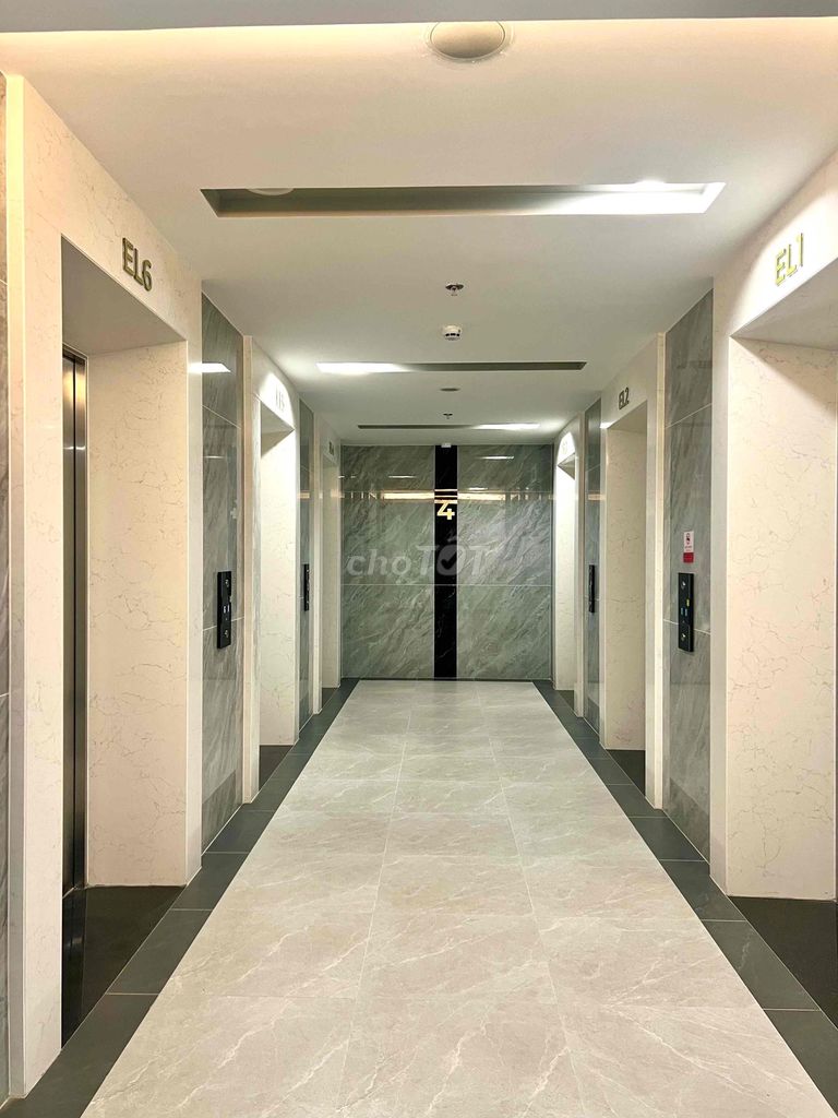 Фото 2: Аренда 3-комнатной квартиры в FPT Plaza 3, мебель от застройщика. Можно заезжать