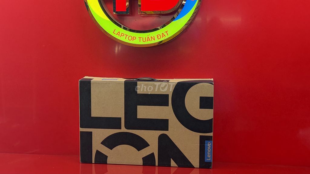 Legion R7000X Ryzen 7 15.3" 2.5k/1TB RTX 5060 new