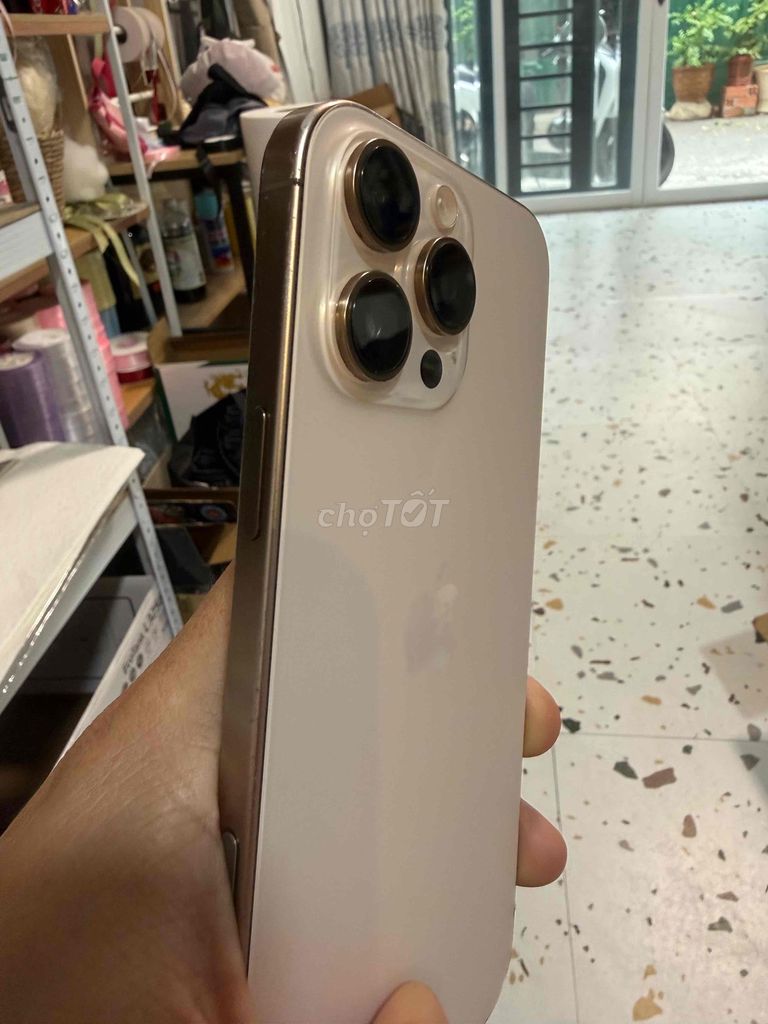 Фото 2: Apple iPhone 16 Pro Max 256GB Vàng (Б/У)