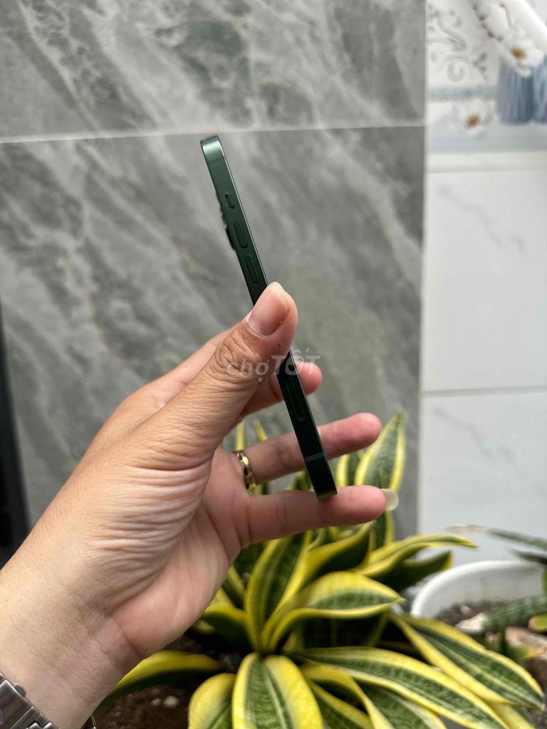 Фото 2: Apple iPhone 13 128GB Зеленый Б/У