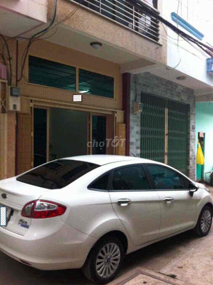 NC 78/11A Âu Cơ, Q11. Площадь 3,2x10 м, 1 первый этаж, 3 этажа