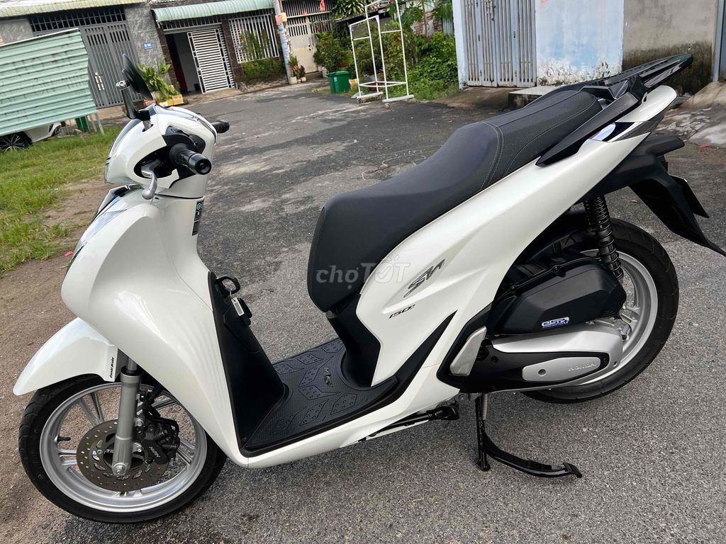 Фото 3: Honda SH150i Белый Автомат