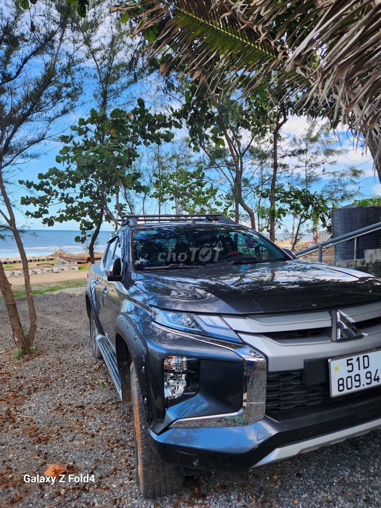 Mitsubishi Triton 2021 1 cầu Xám 61000km