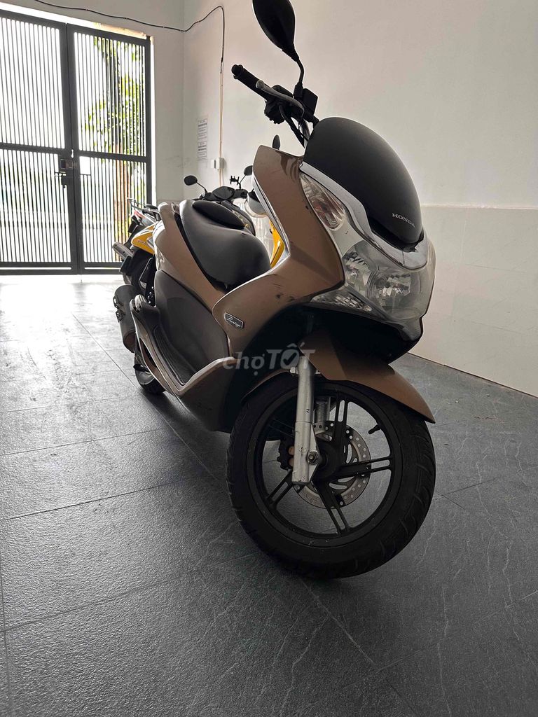 Honda PCX 2011, коричневый