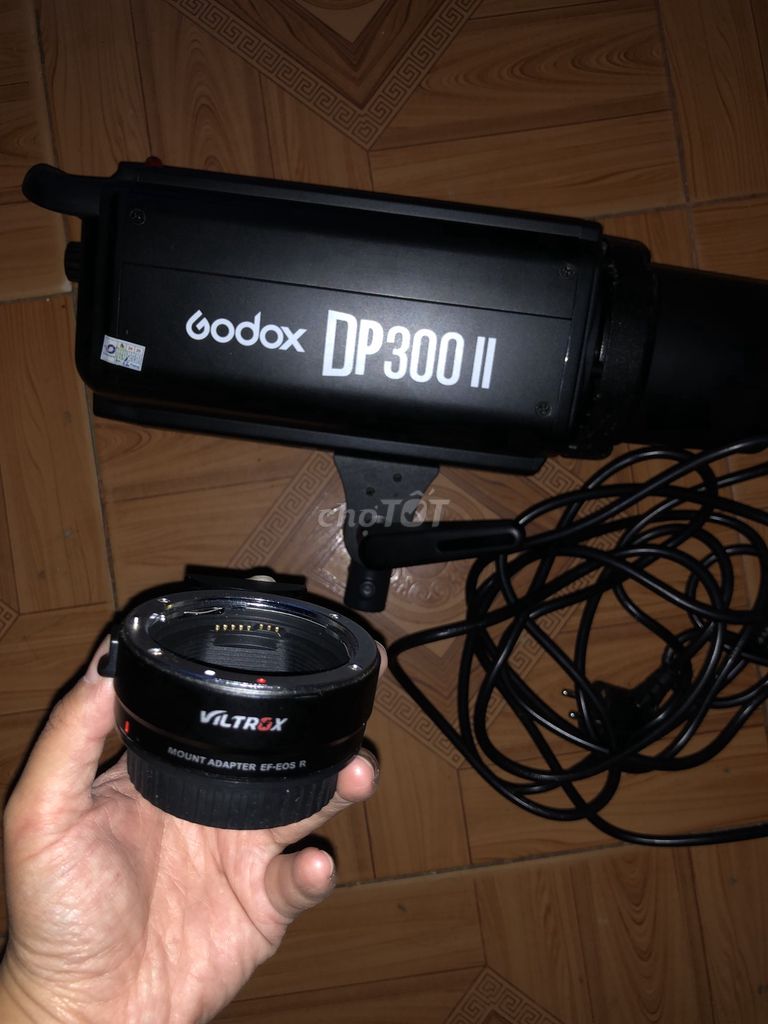 Студийная вспышка Godox DP300 II чёрная + переходник Viltrox чёрный