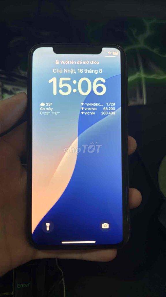 Apple iPhone Xs 64GB золотой 83%
