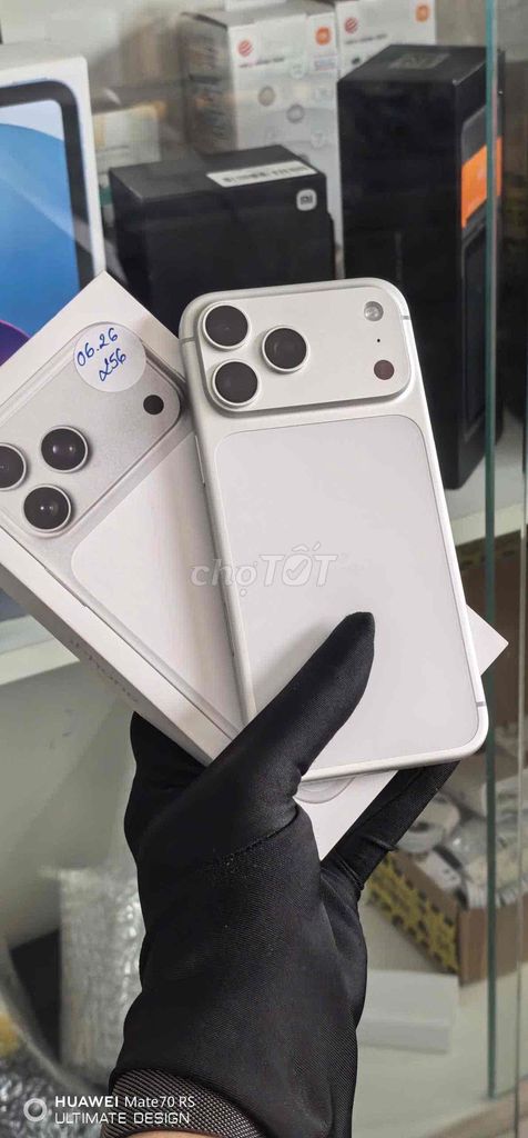Apple iPhone 17 Pro Max 256GB Белый, б/у