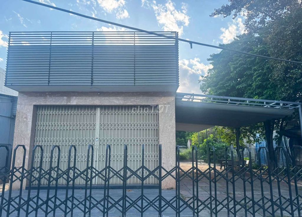 Сдается склад по адресу 34 Чан Дай Нгиа, 350 м2, ширина 15 м