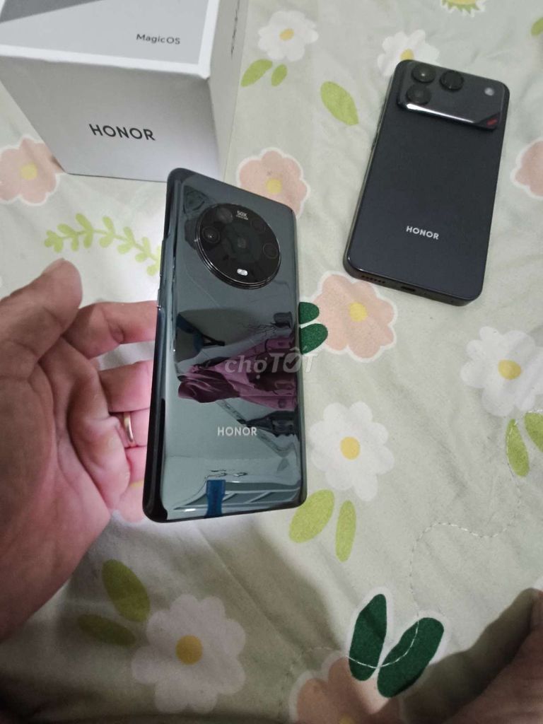 Фото 3: Honor Magic 4 256GB Черный AMOLED