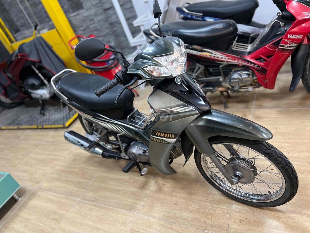 Yamaha Sirius 2014 серый