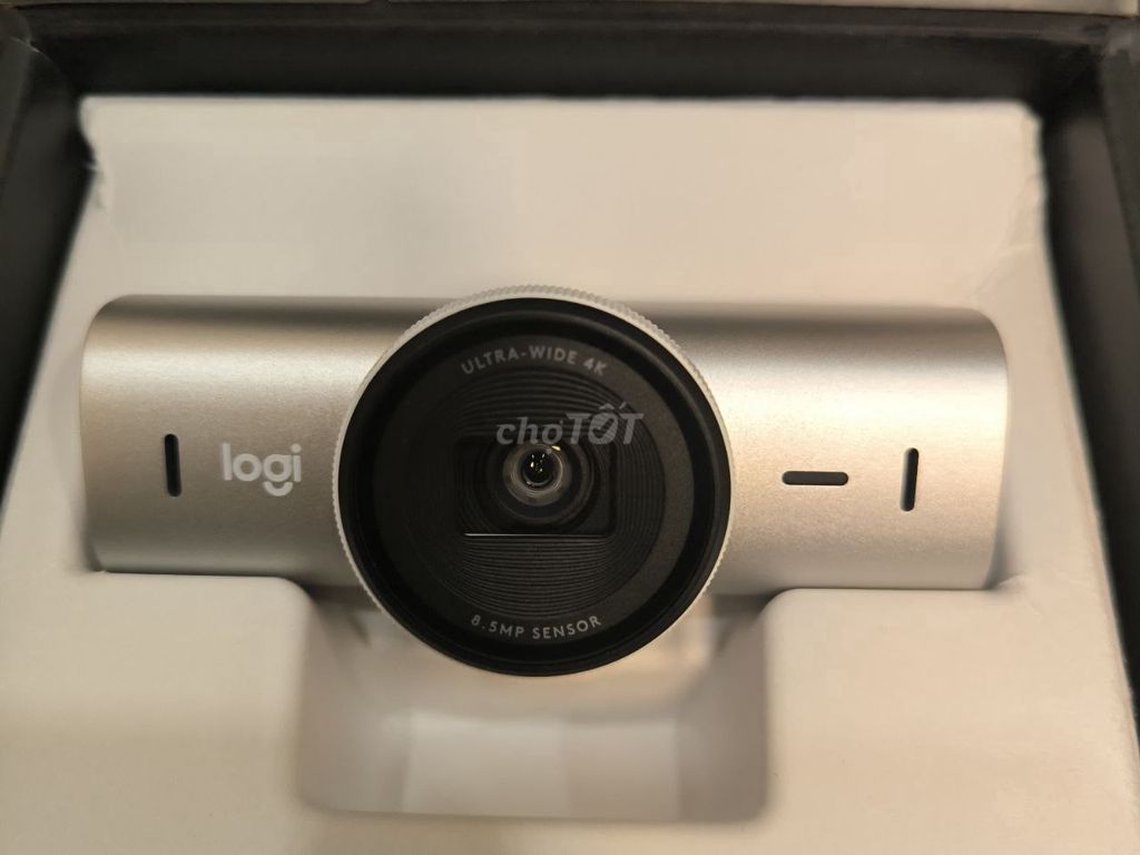 Веб-камера Logitech MX Brio 4K Серебристая