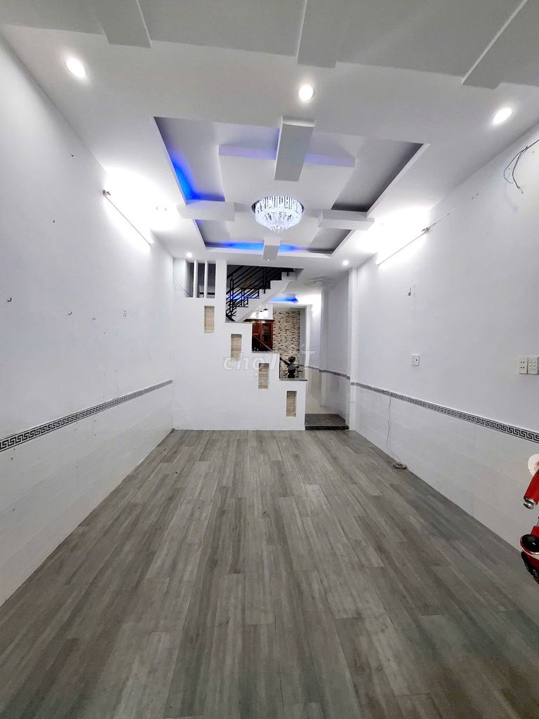 Дом в аренду Го Вап 2 спальни 2 санузла, улица №8, квартал 11, цена 10 млн