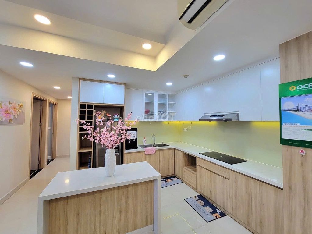 Фото 3: Квартира Garden Gate Novaland в районе аэропорта, есть место для автомобиля, 18 млн, 88 м²
