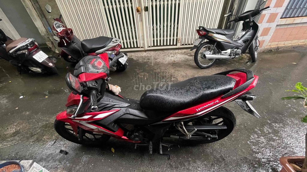 Honda Winner V1 2019 Красный 76000км