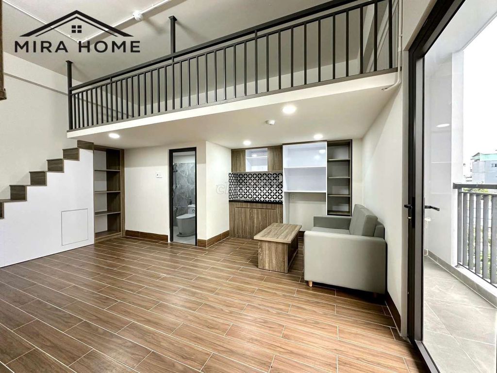Фото 2: ОТКРЫТИЕ КАРАОКЕ-РУМА РЯДОМ С УНИВЕРСИТЕТОМ ФИНАНСОВ И МАРКЕТИНГА — НОВЫЙ TÔN ĐỨC THẮNG