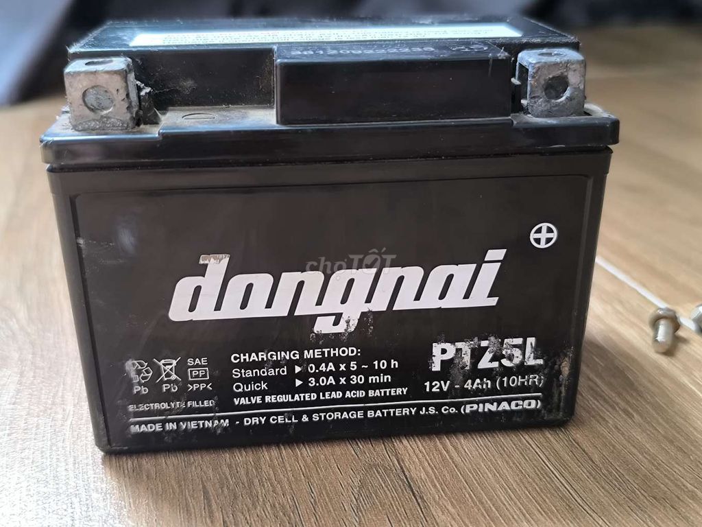 Фото 2: Мотоциклетный аккумулятор Dongnai PTZ5L 12V 4Ah