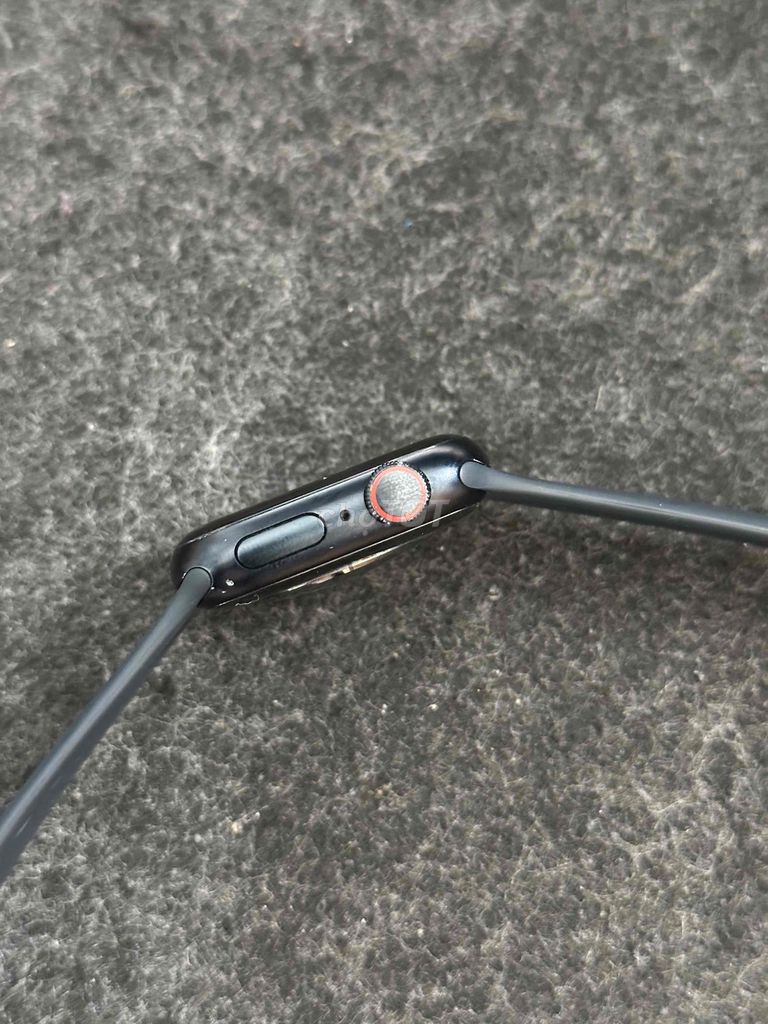 Фото 2: Apple Watch Series 7 LTE 41 мм, чёрный, 89%