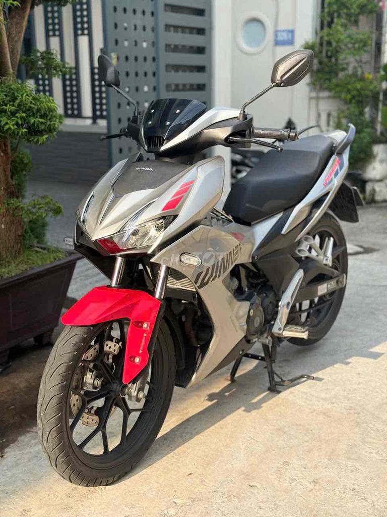 Фото 2: Honda Winner X 2019 Серебристый 10.000км