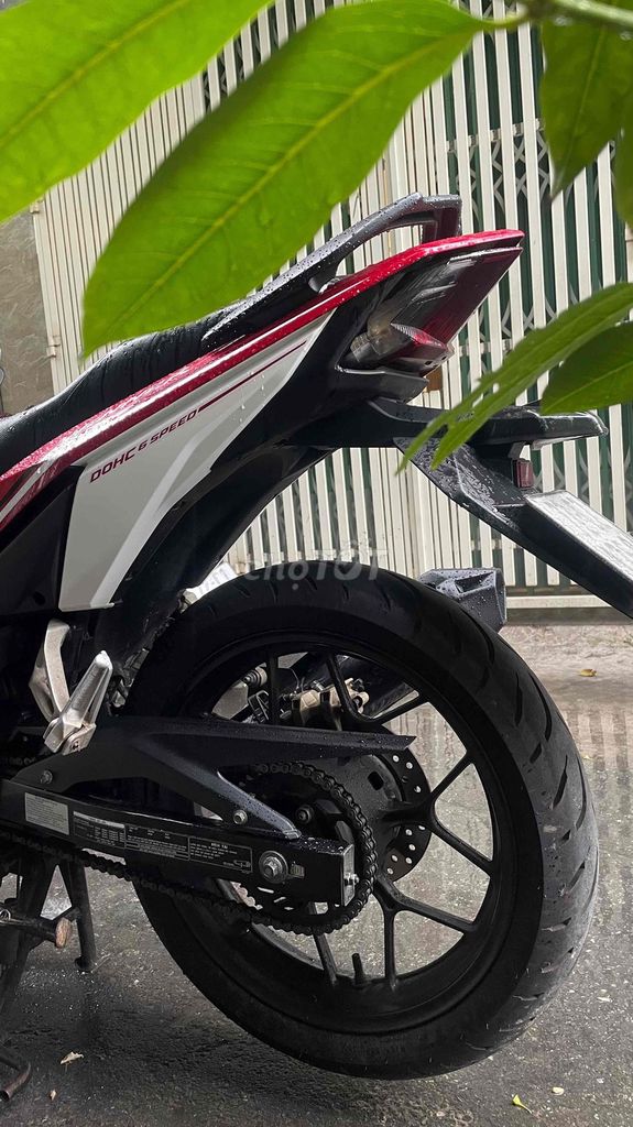 Фото 2: Honda Winner V1 2019 Красный 76000км