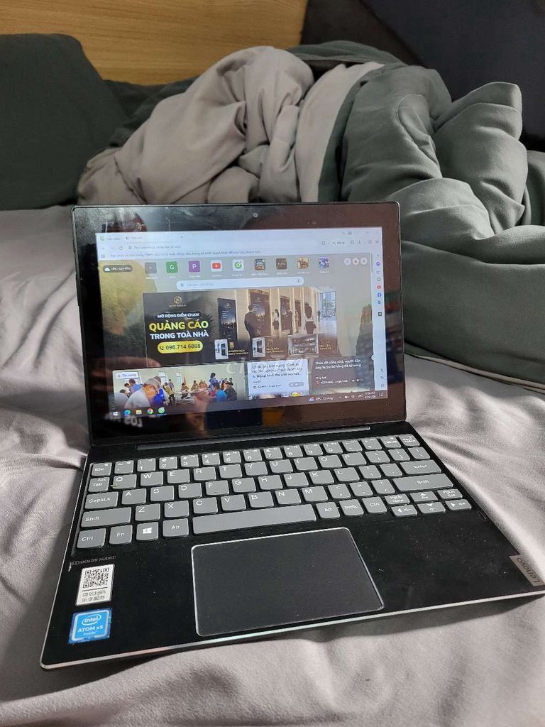 Ноутбук Lenovo сенсорный