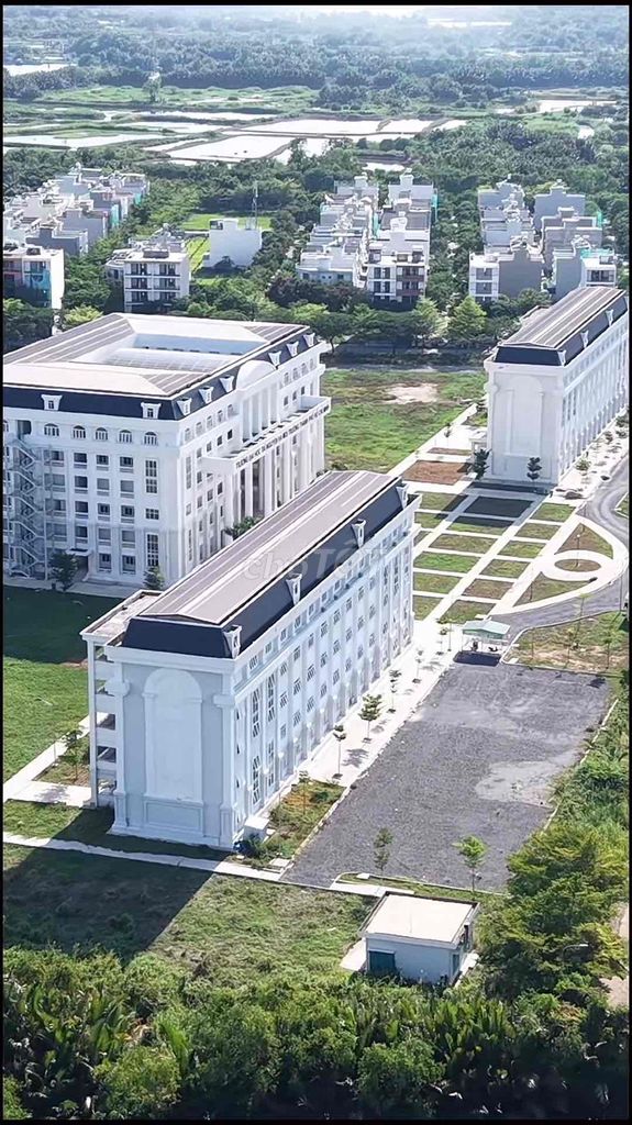 Фото 3: Угловой участок с двумя фасадами, рядом с 3 университетами на улице Нгуен Бинь, район Нябе