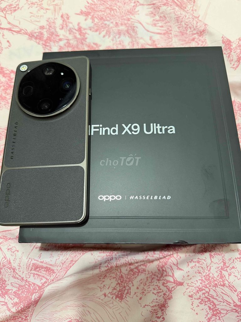 Фото 2: Oppo Find X9 Ultra 12GB/512GB Серый