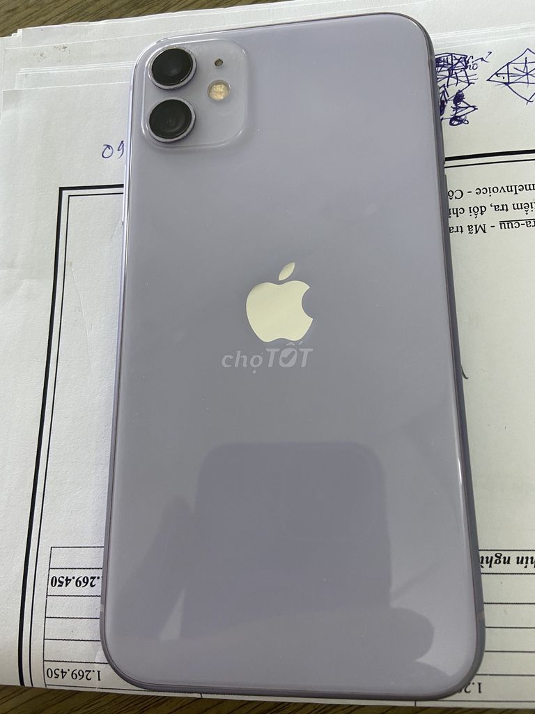 Apple iPhone 11 128GB Фиолетовый VN/A как новый