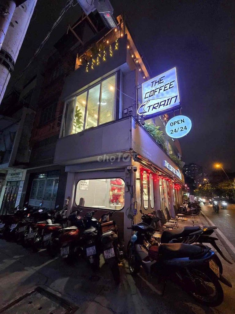 2 mặt tiền cực thu hút ánh nhìn kinh doanh sầm uất Trường Sa Quận 3