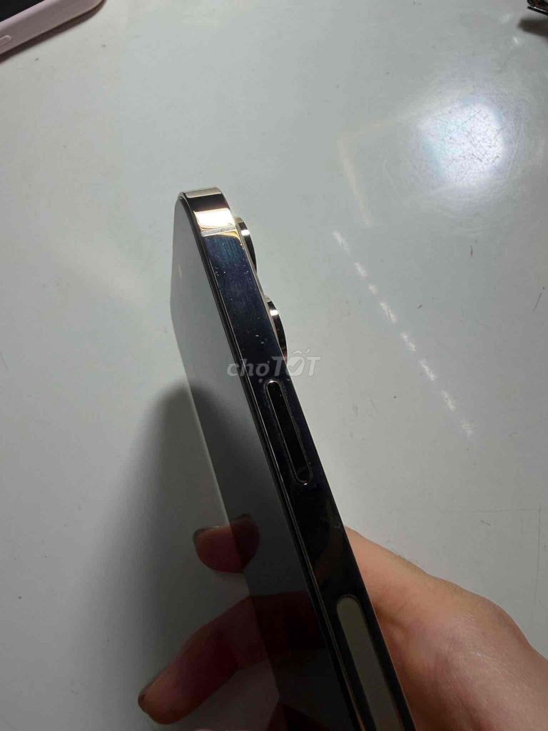 Фото 2: Apple iPhone 14 Pro 256GB Фиолетовый 81%