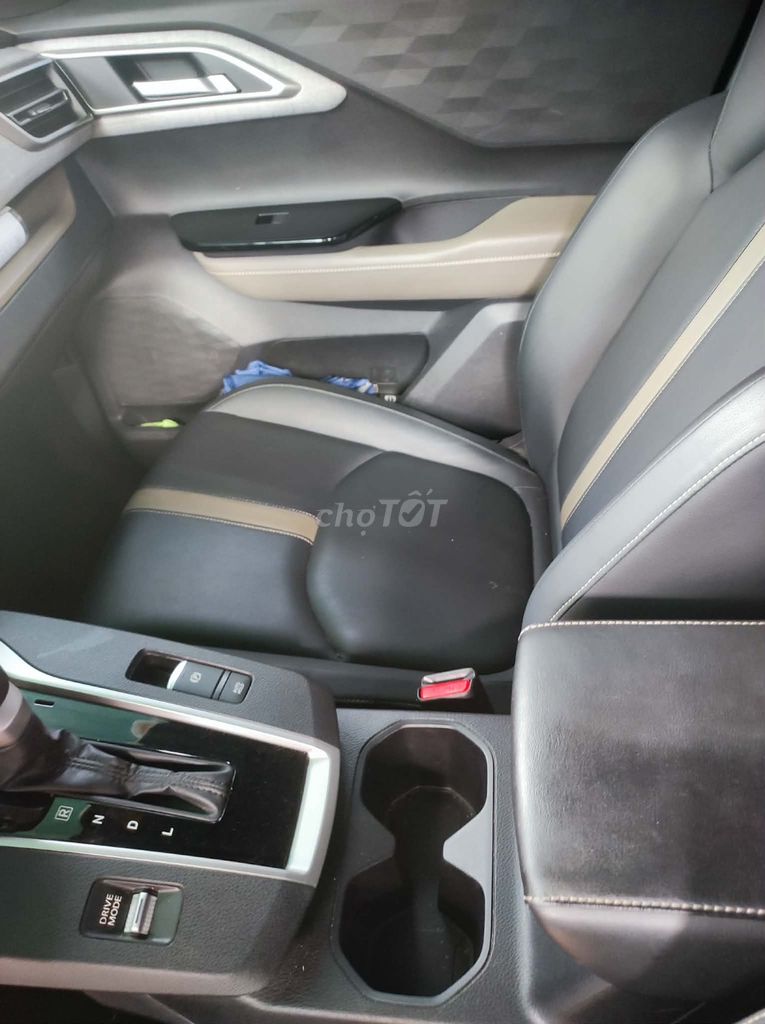 Фото 3: Mitsubishi Xforce Premium белый, пробег 11.000 км