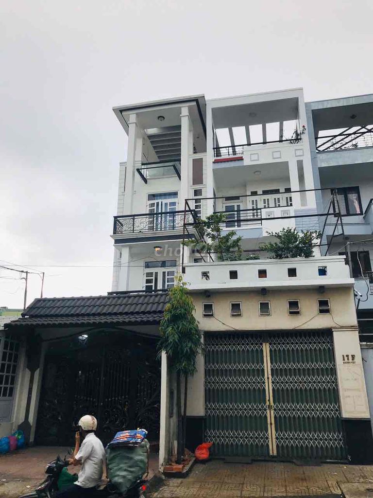 Общежитие Khuong Viet, рядом со школой Ван Хьен, полностью оборудовано