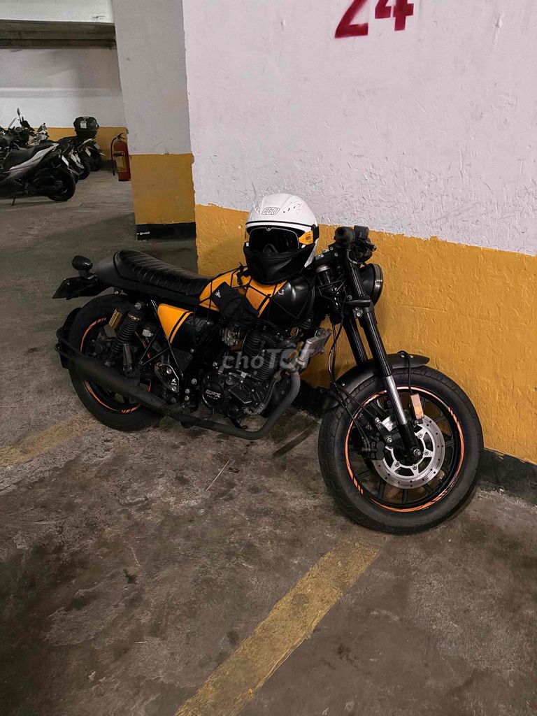 Фото 2: GPX Legend 200 Classic/Cafe Racer желтый, черный