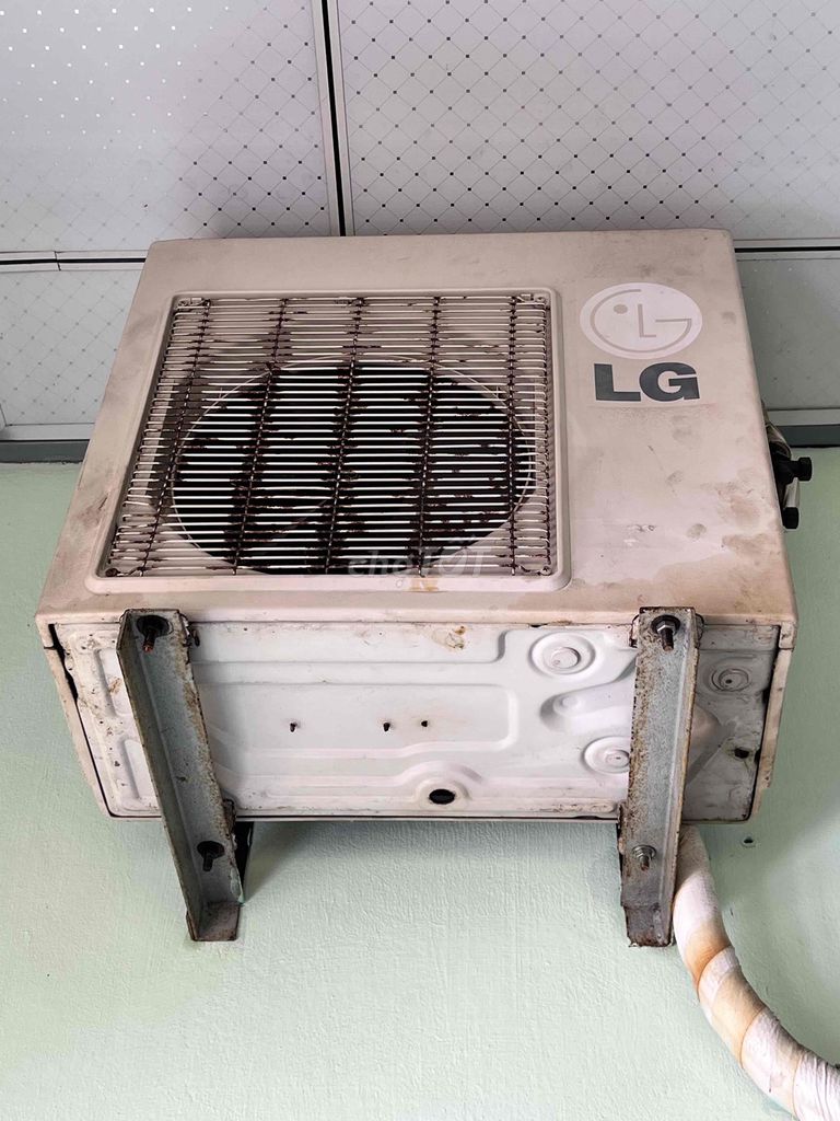 Фото 3: Кондиционер LG б/у, сломан компрессор, не ремонтировался