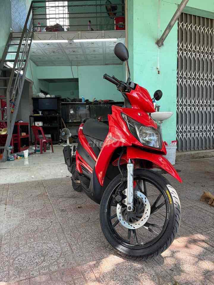 Suzuki Hayate 125 2025 Красный Спортивный
