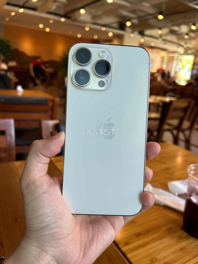 Apple iPhone 14 Pro Max 128GB золотой