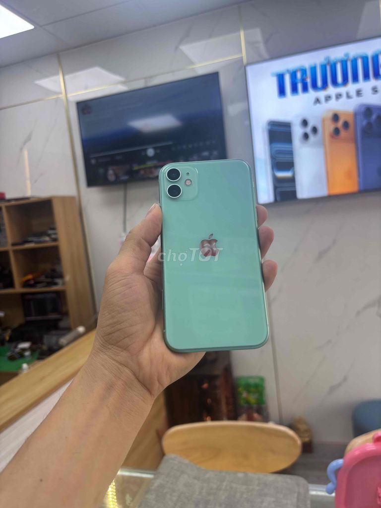 Apple iPhone 11 128GB синий, б/у