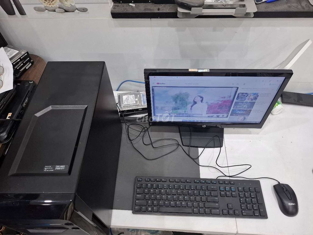 Фото 3: Dell Vostro 470 i7-3770 19 дюймов 8GB/120GB Как новый