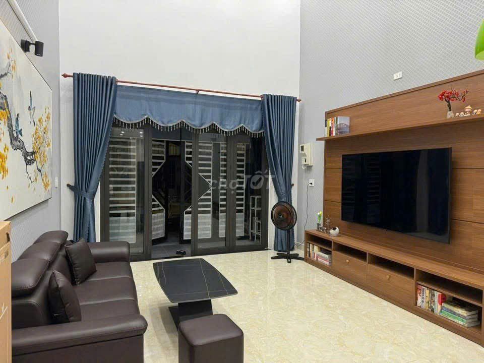 Фото 2: 10tr 🏡 Аренда дома на МТ Най Нгиа 4, Най Хиен Донг – Шон Ча