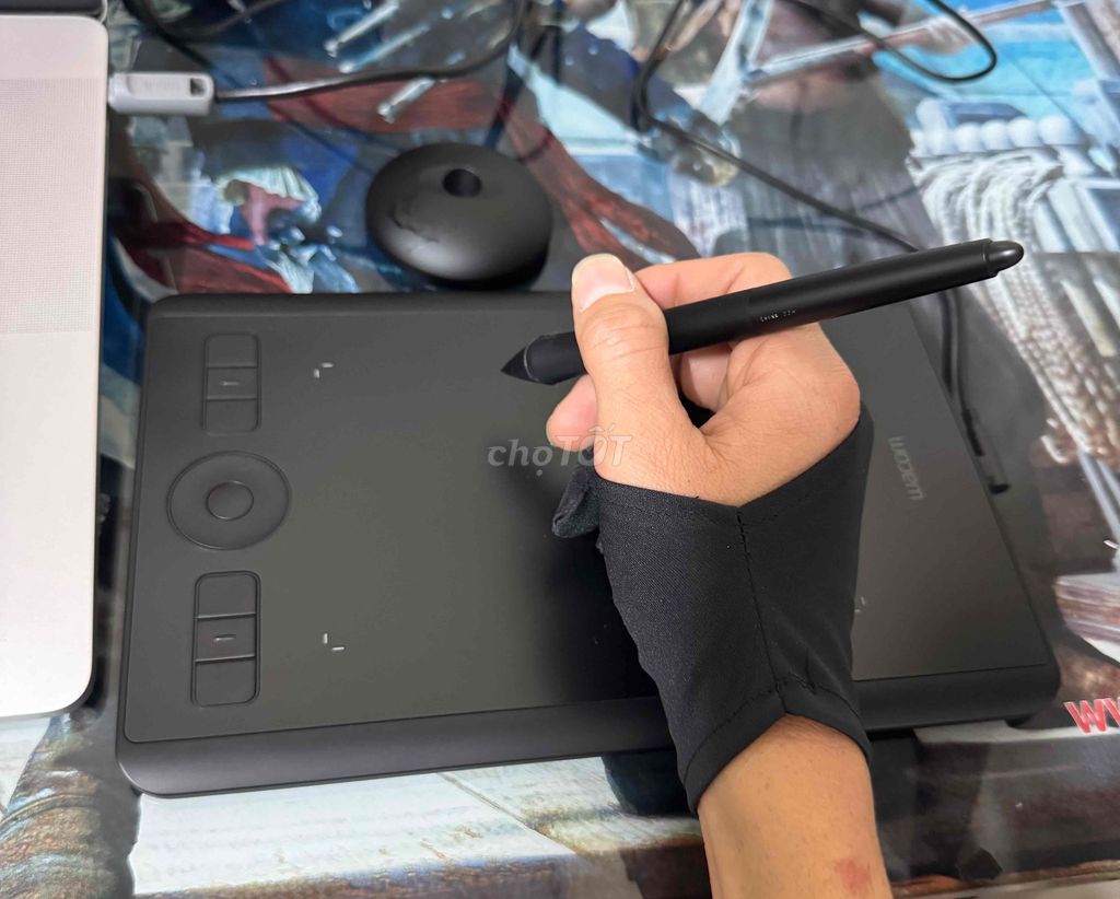 Графический планшет Wacom Intuos Pro PTH 460 Small